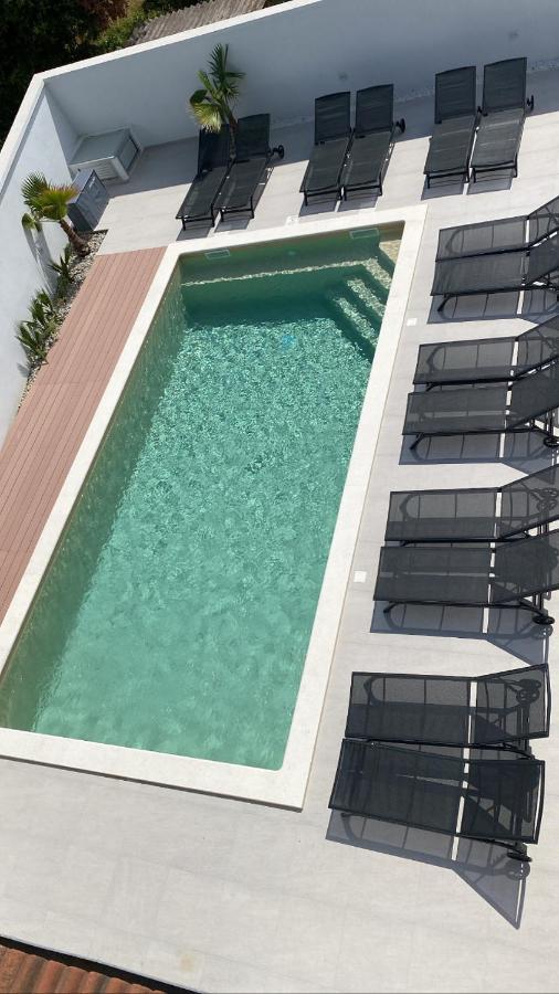 Apartmani Leona ビビニェ エクステリア 写真